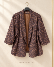 ZAFIRA Curvy Leo-Blazer mit gerafften Ärmeln, große Größen 52–58 – Produktbild 4