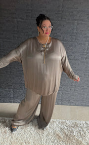 Satin-Set Luxury Glow (52/56)