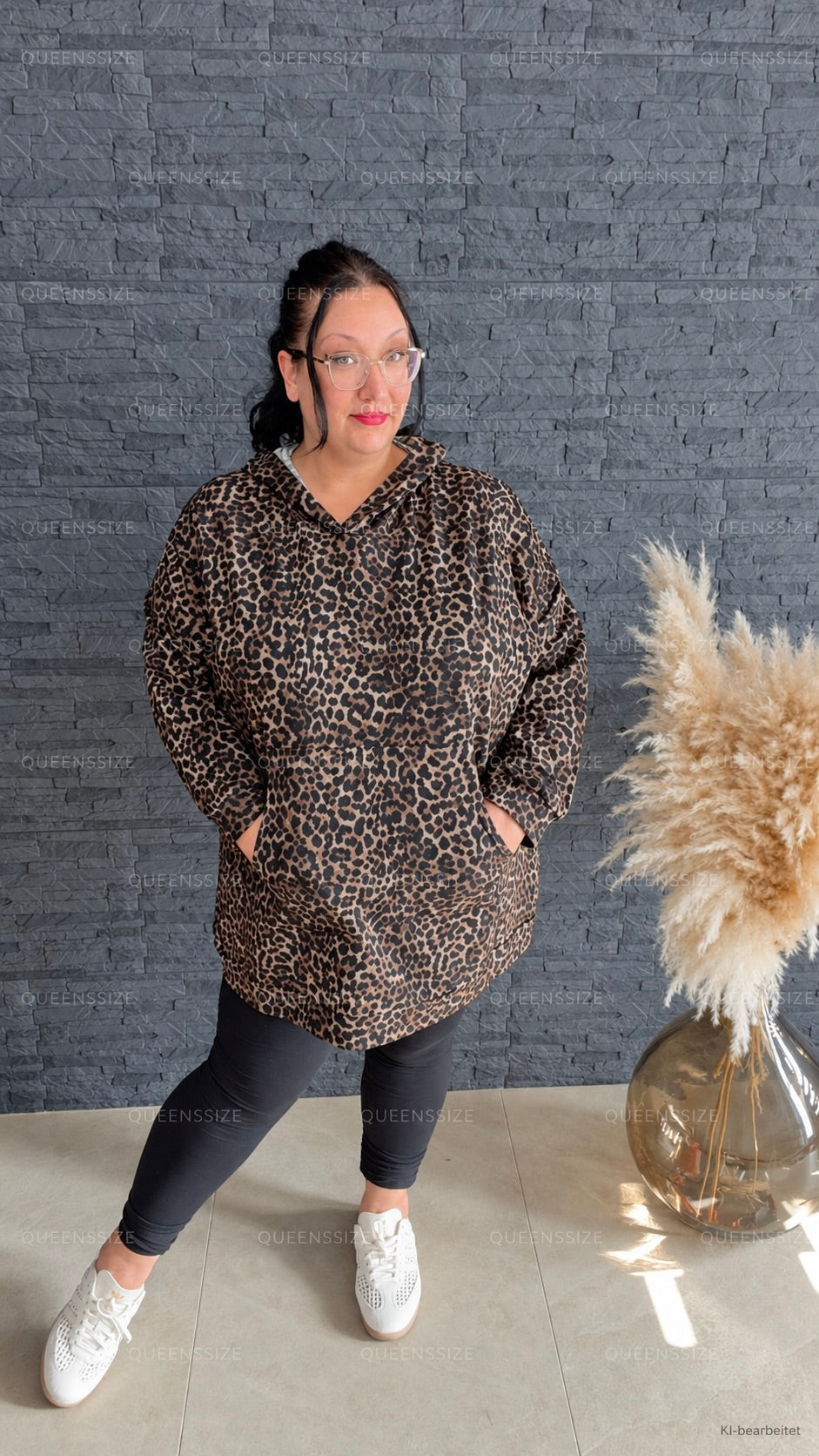 Curvy Leo-Hoodie 52/56