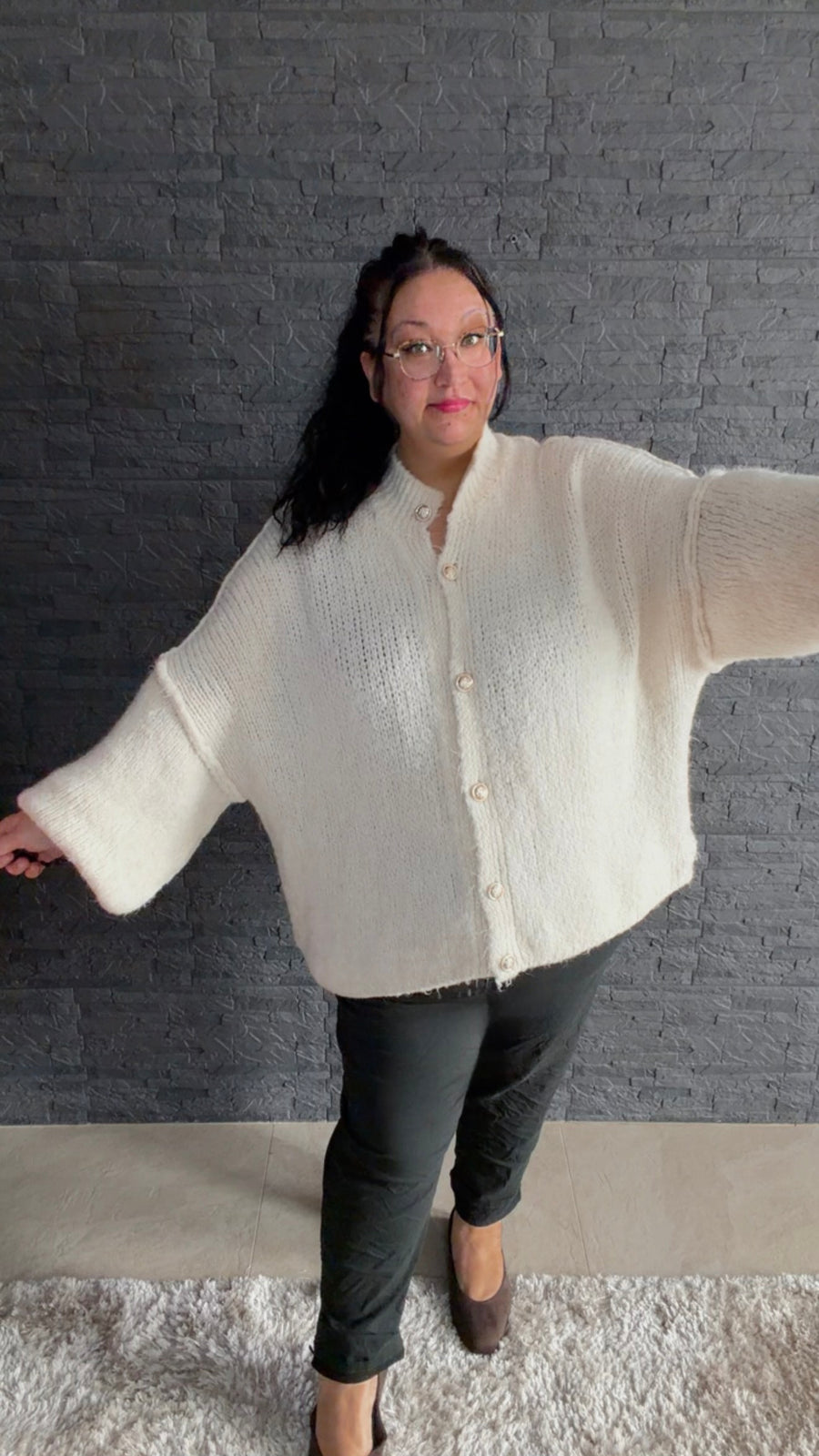 Curvy Oversize Strickjacke Alia