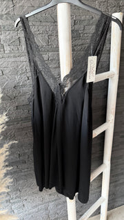 Curvy Top Valeria (48/54)