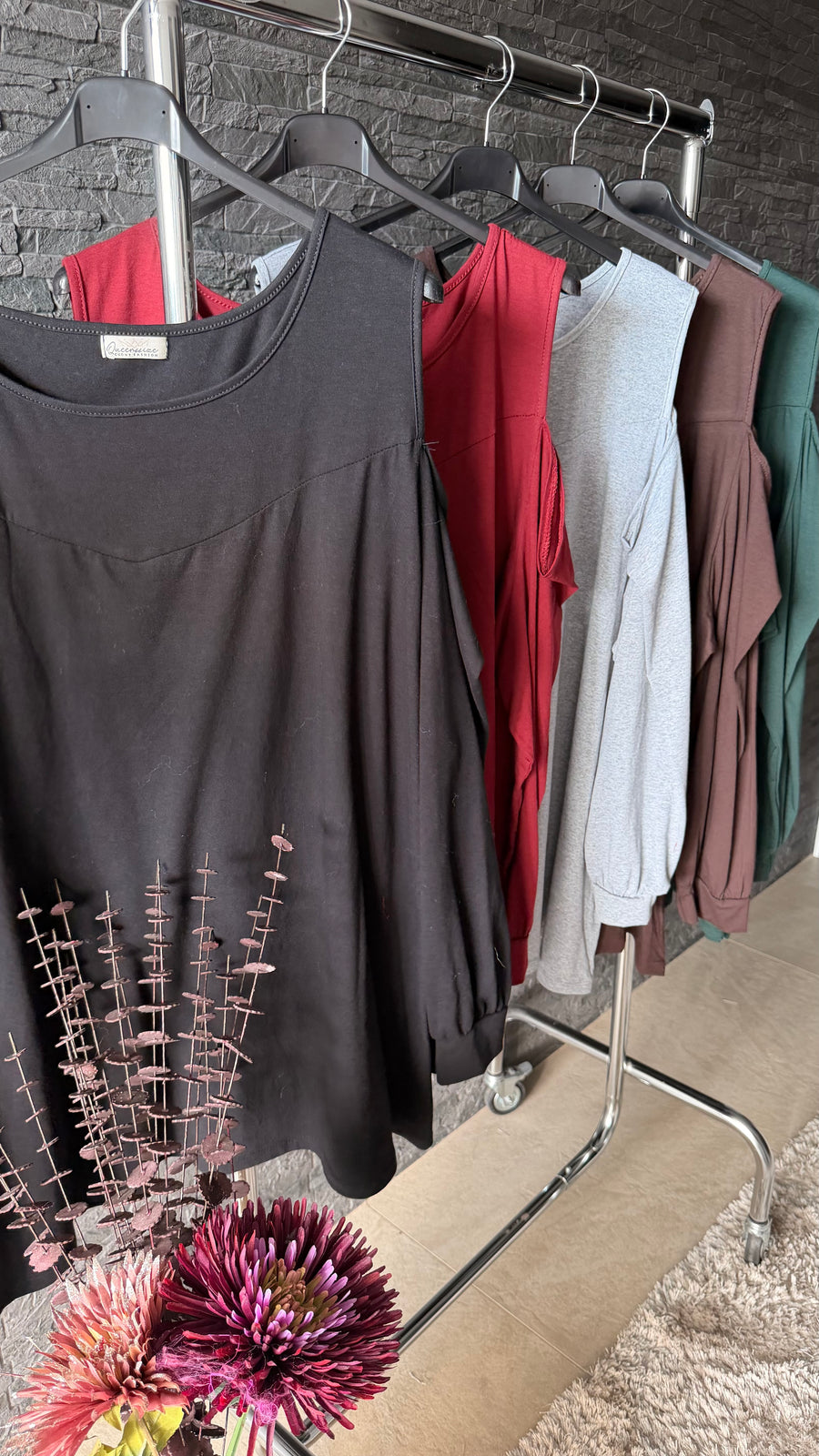 Cutout-Shirt Lucy (54/58)