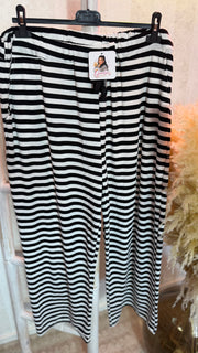 Curvy Ringelhose (52/56)