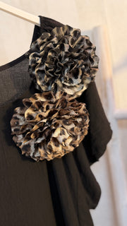 XL Leo Blüten Brosche