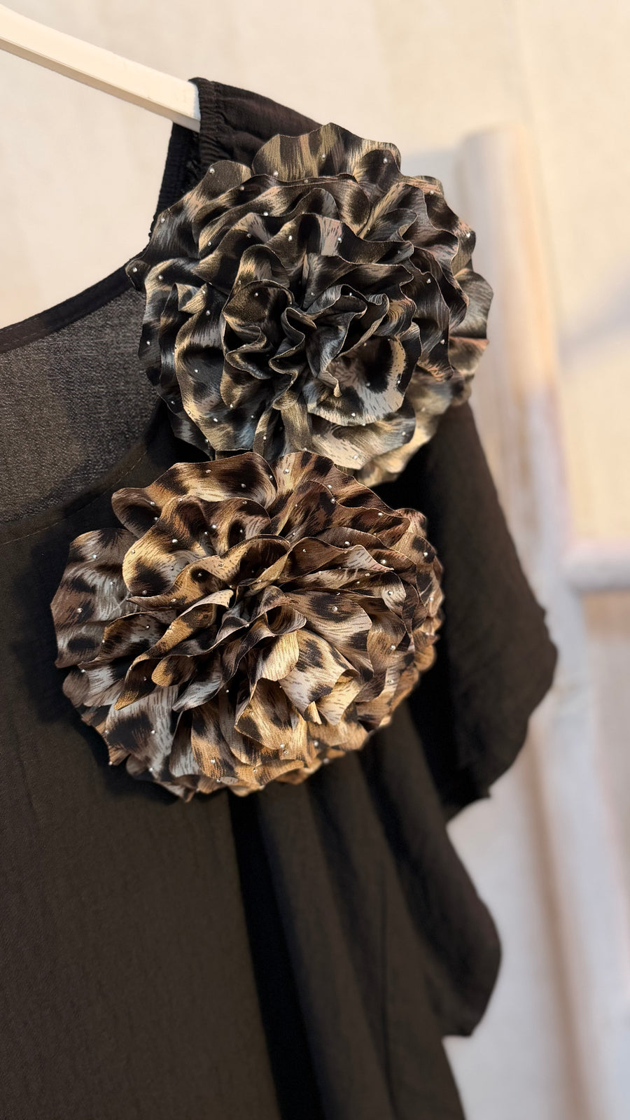 XL Leo Blüten Brosche