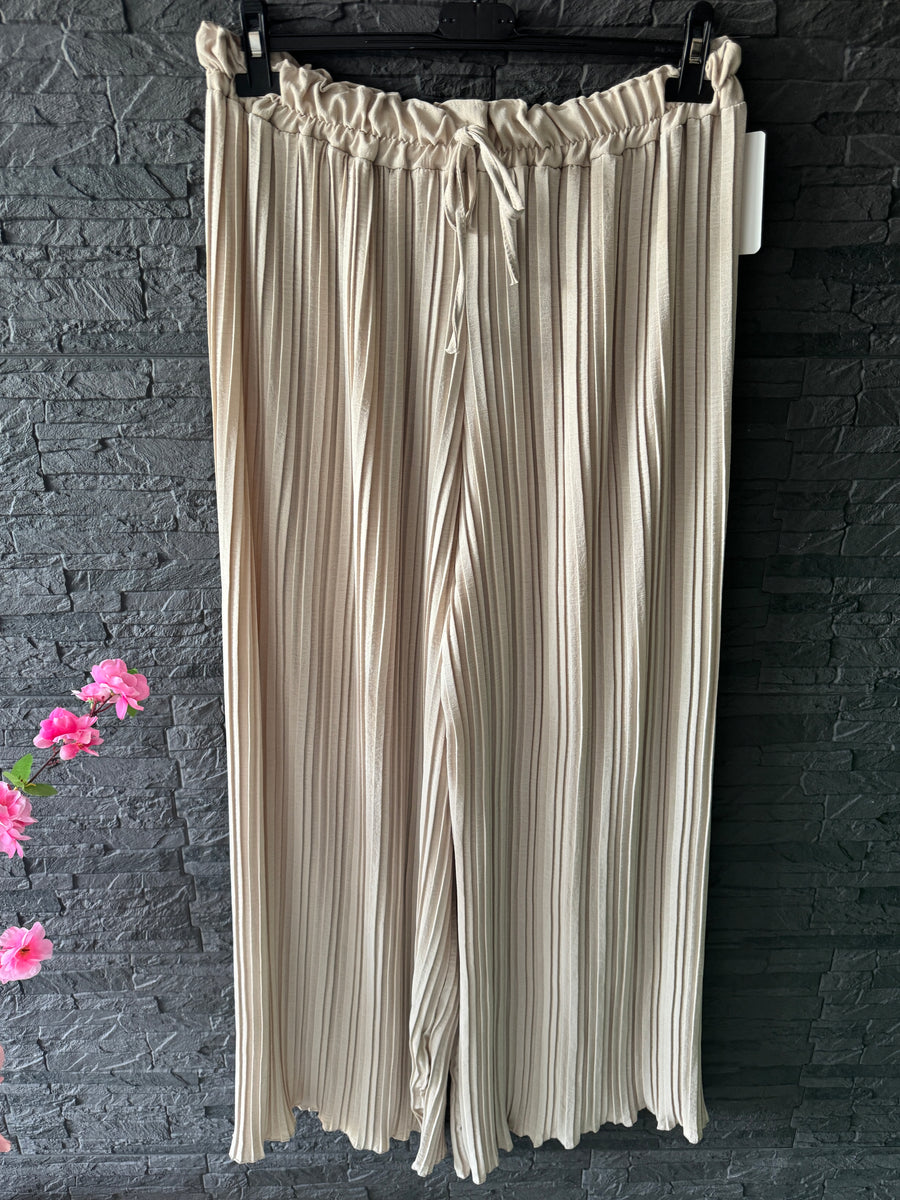 Curvy + Plissee Hose (54/60)