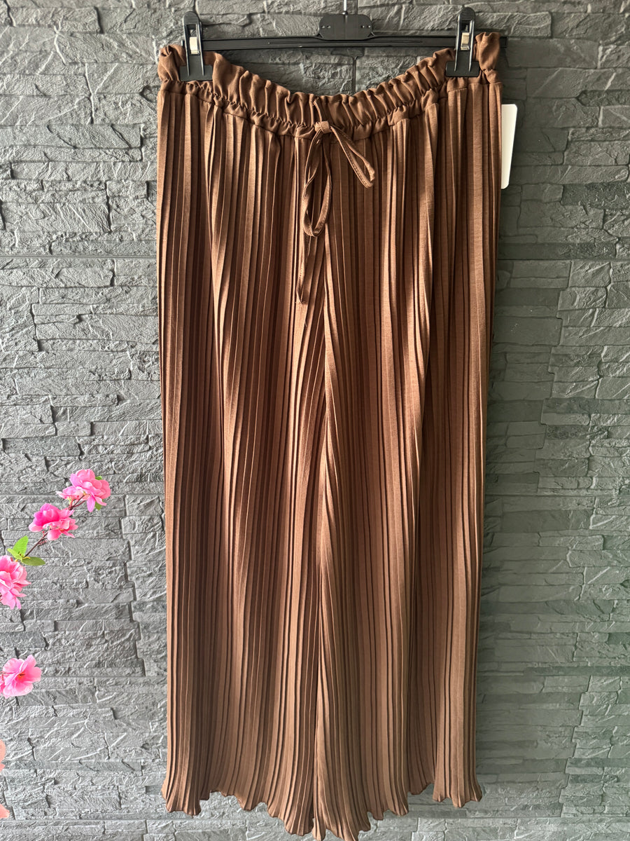 Curvy + Plissee Hose (54/60)