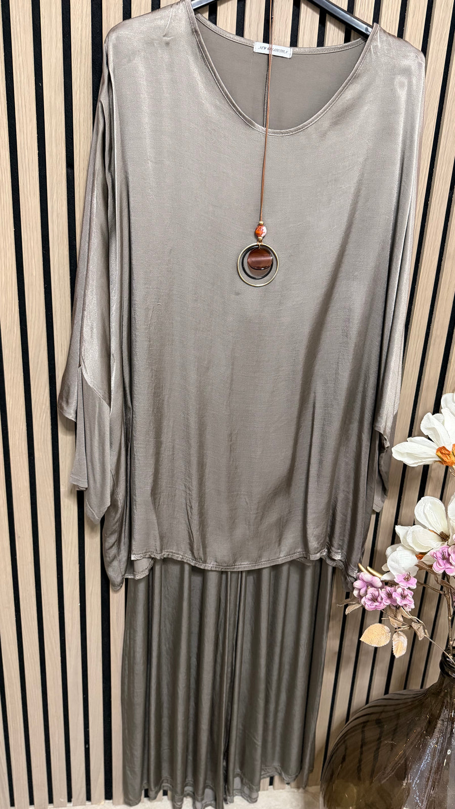 Satin-Set Luxury Glow (52/56)