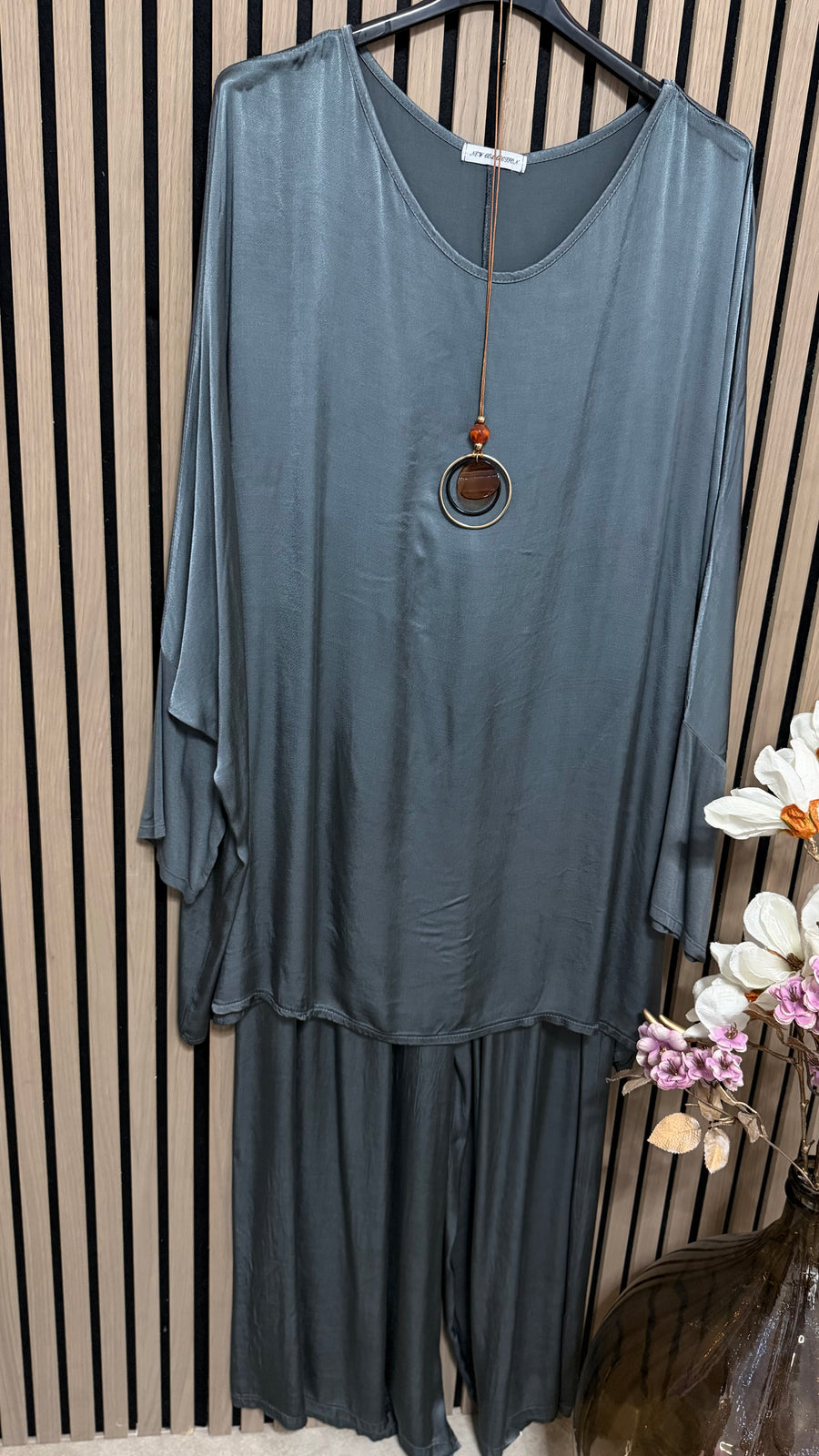 Satin-Set Luxury Glow (52/56)