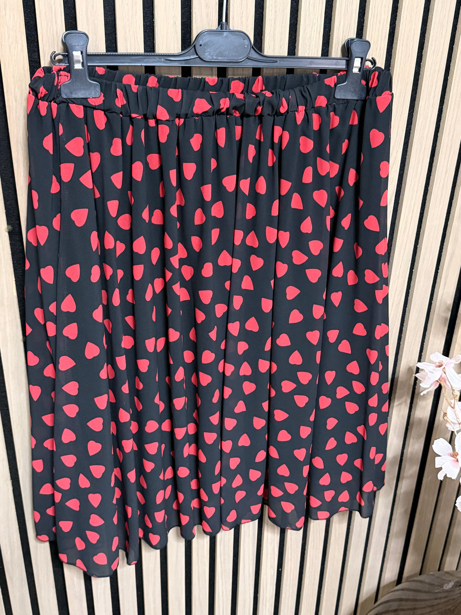 Chiffonrock mit Herzchen (48/56)