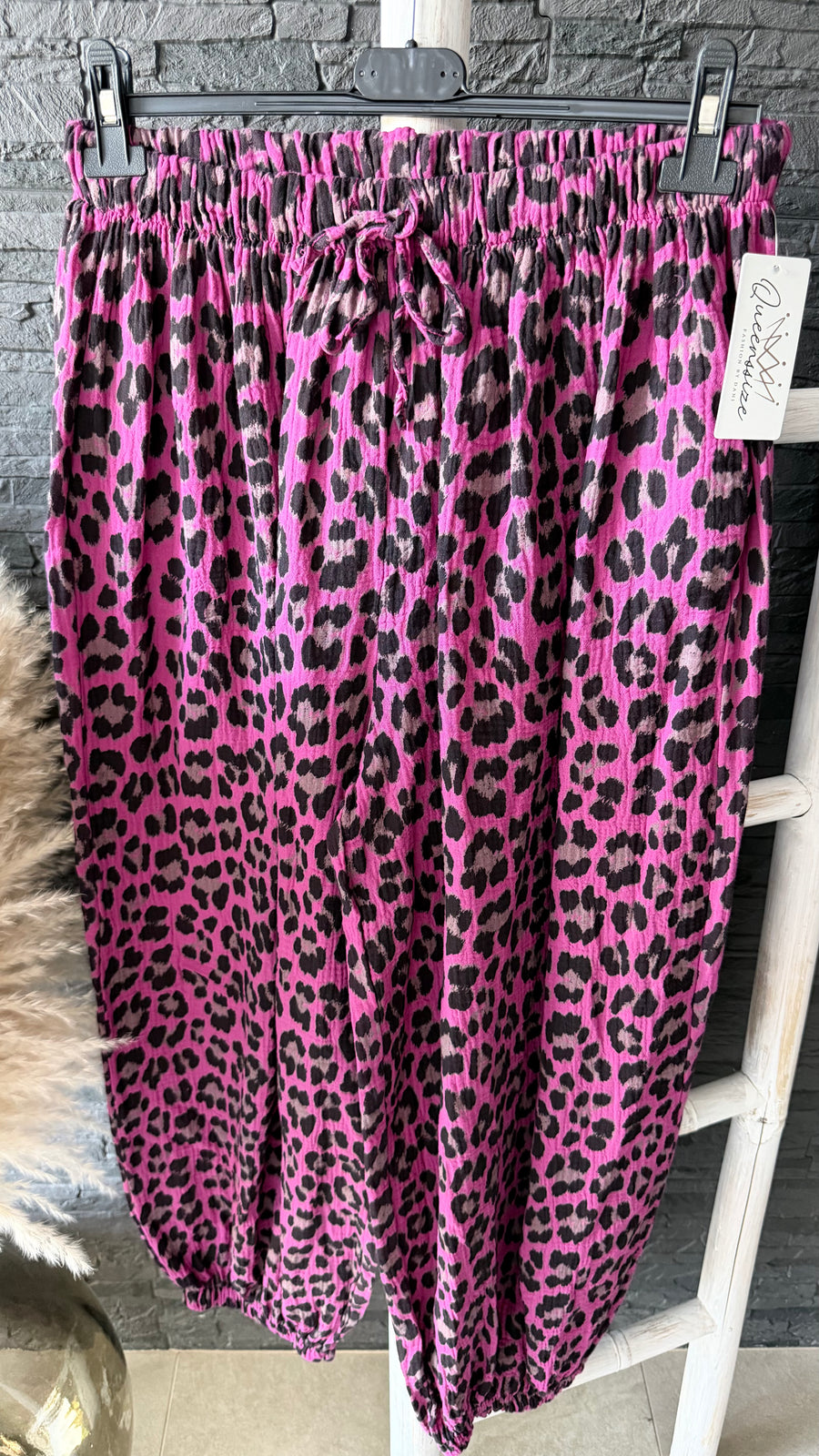 Curvy Musselinhose LEO 48/56