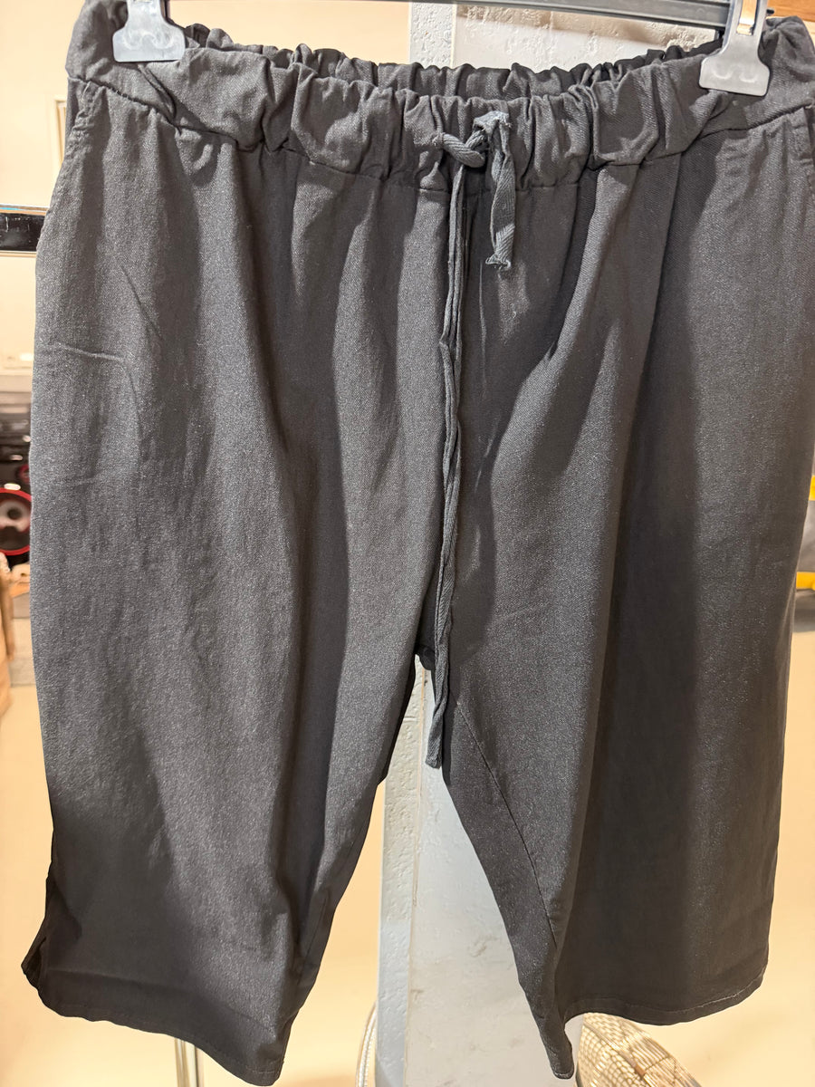 Curvy Stretch Shorts 48/54