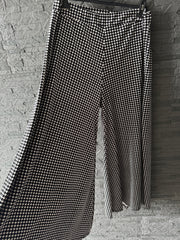 Palazzo Velour Vibes (50/56)