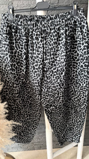 Curvy Leo Barrel Jeans 50/56