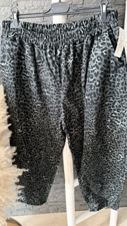Curvy Leo Barrel Jeans 50/56