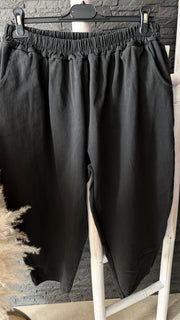 Curvy Barrel Jeans