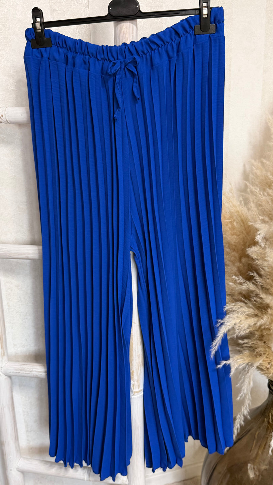 Curvy Plissee Hose (46/56)