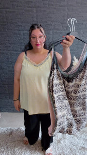 Curvy Tops (52/56)